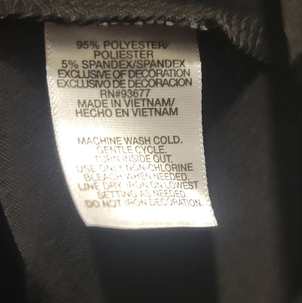 SOLD  Allen B. top - Picture 6 of 6